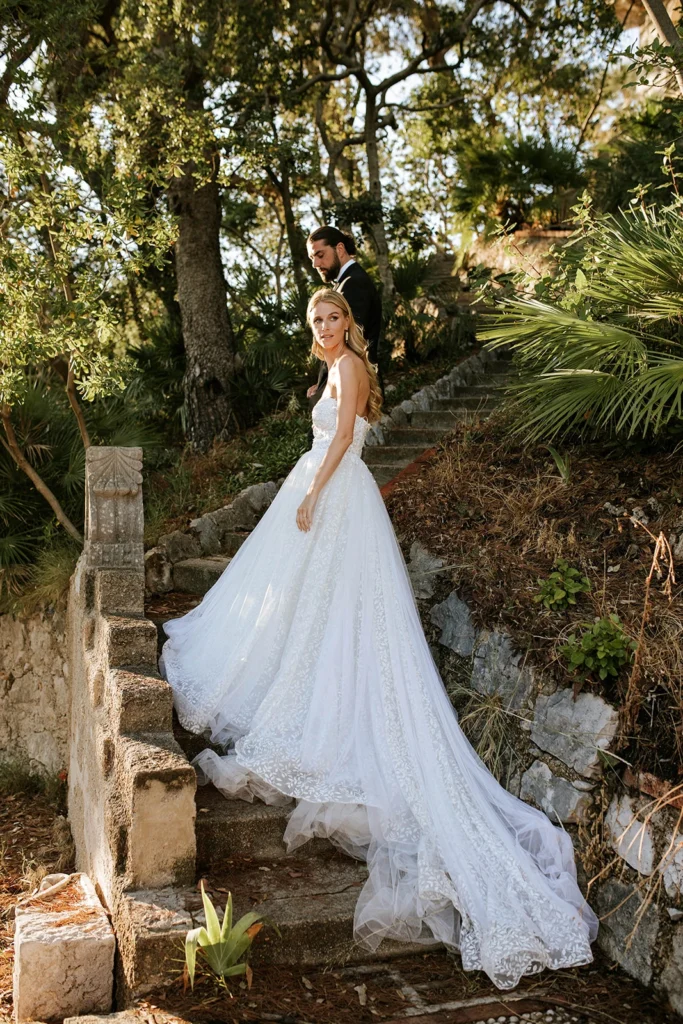 bride with beautiful white dress